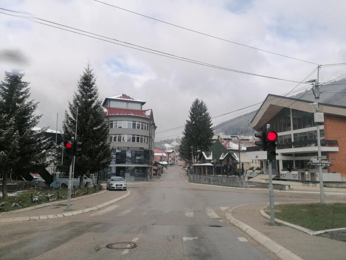 Apartman Aischa Nova Varoš Buitenkant foto