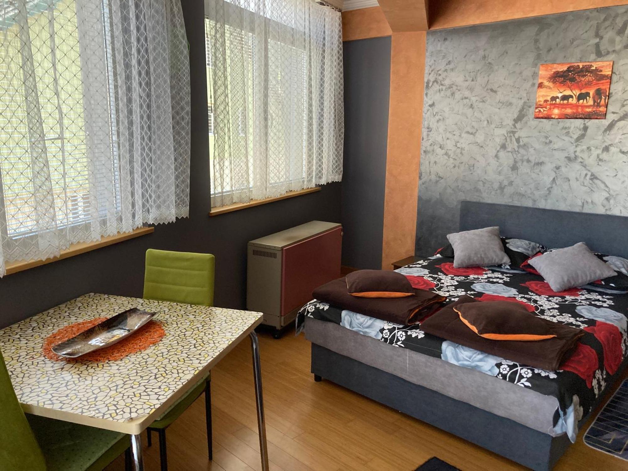 Apartman Aischa Nova Varoš Buitenkant foto